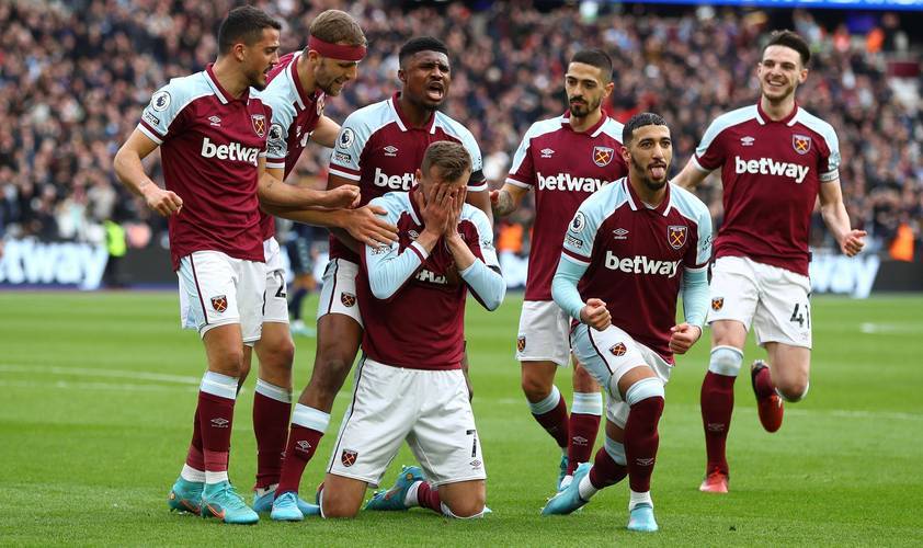 北京时间12月8日01：30，西甲联赛第15轮将迎来一场颇具看点的对决。