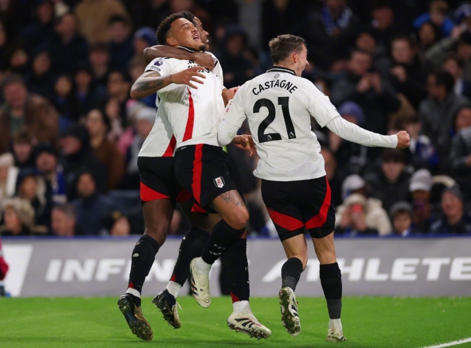 崩坏星穹铁道2.1位面分裂300%内圈遗器刷图推荐