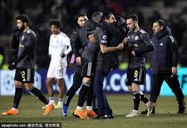 表现不错！萨格斯半场10中5得到14分3篮板3助攻